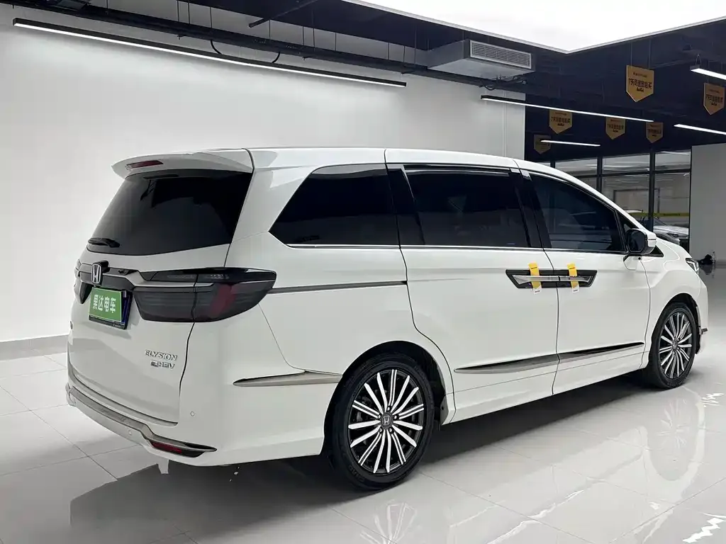 Honda Elysion 2022 из CN, фото 9