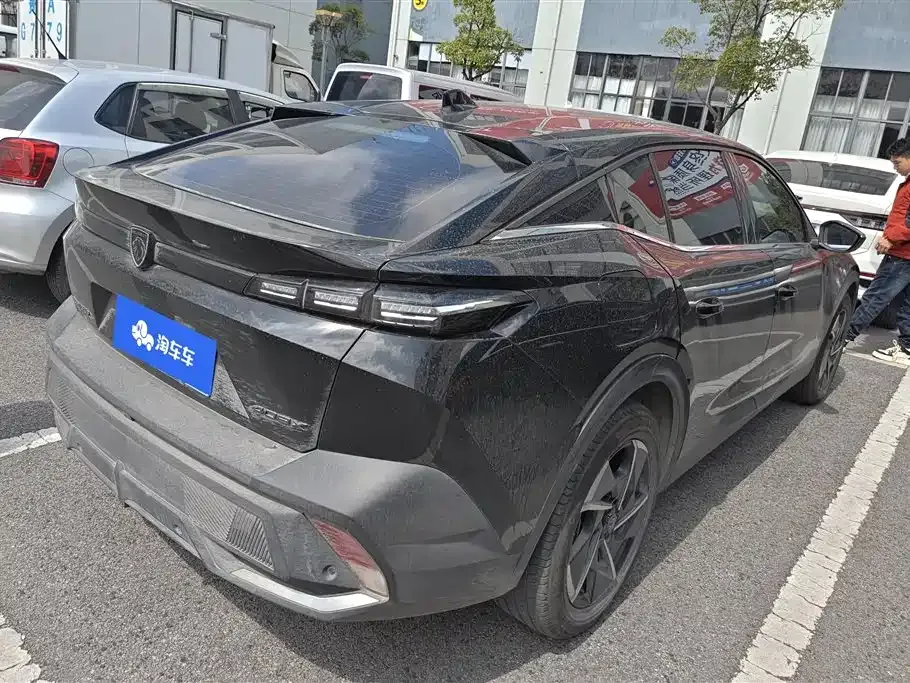 Peugeot 408X 2024 из CN, фото 3