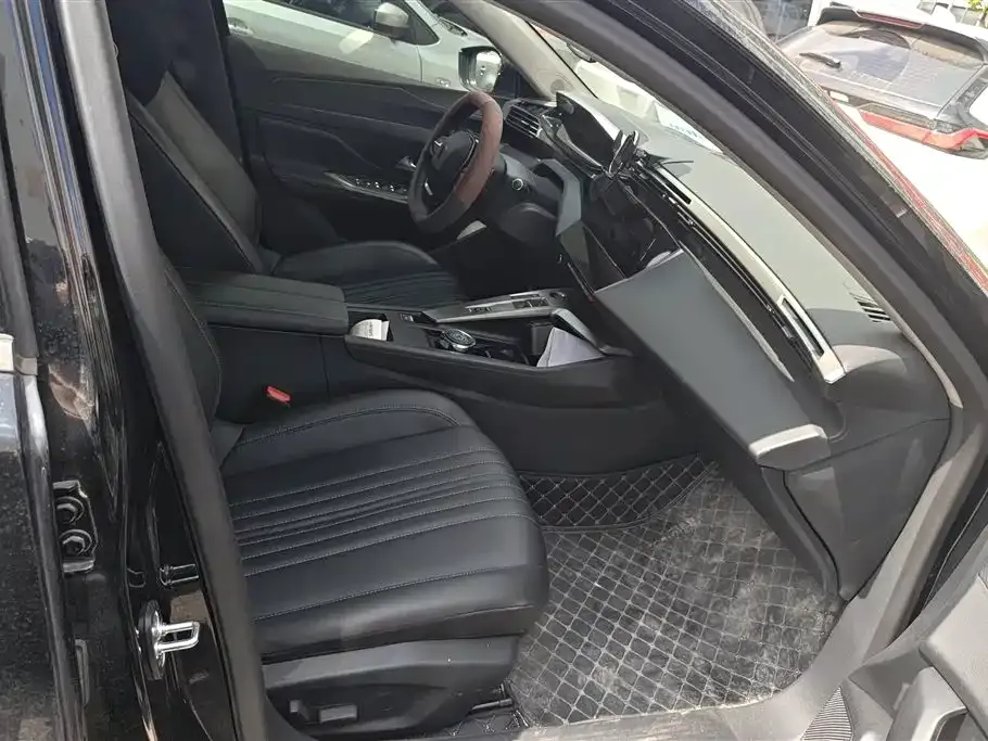 Peugeot 408X 2024 из CN, фото 6