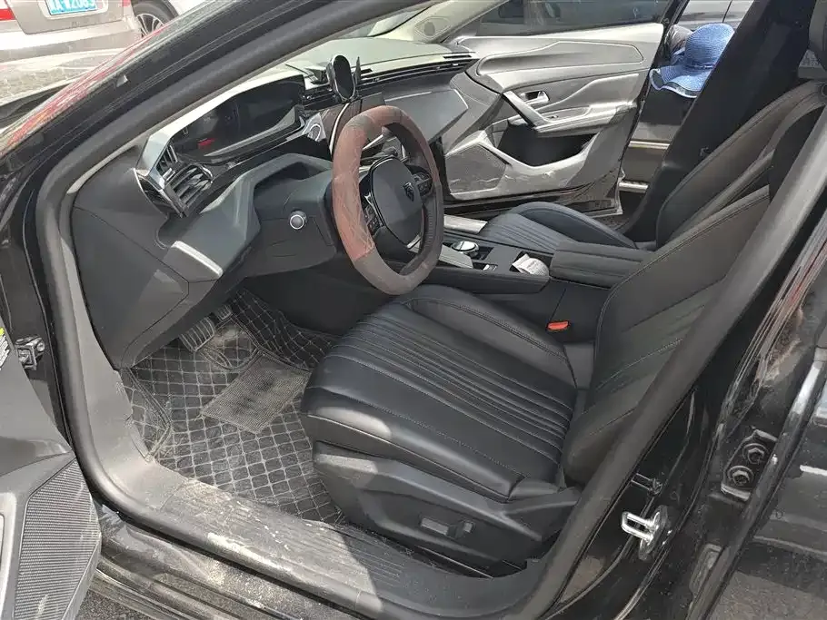 Peugeot 408X 2024 из CN, фото 8