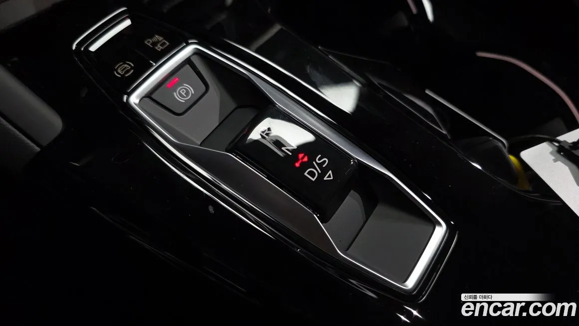 Audi Q5 2025 из KR, фото 7