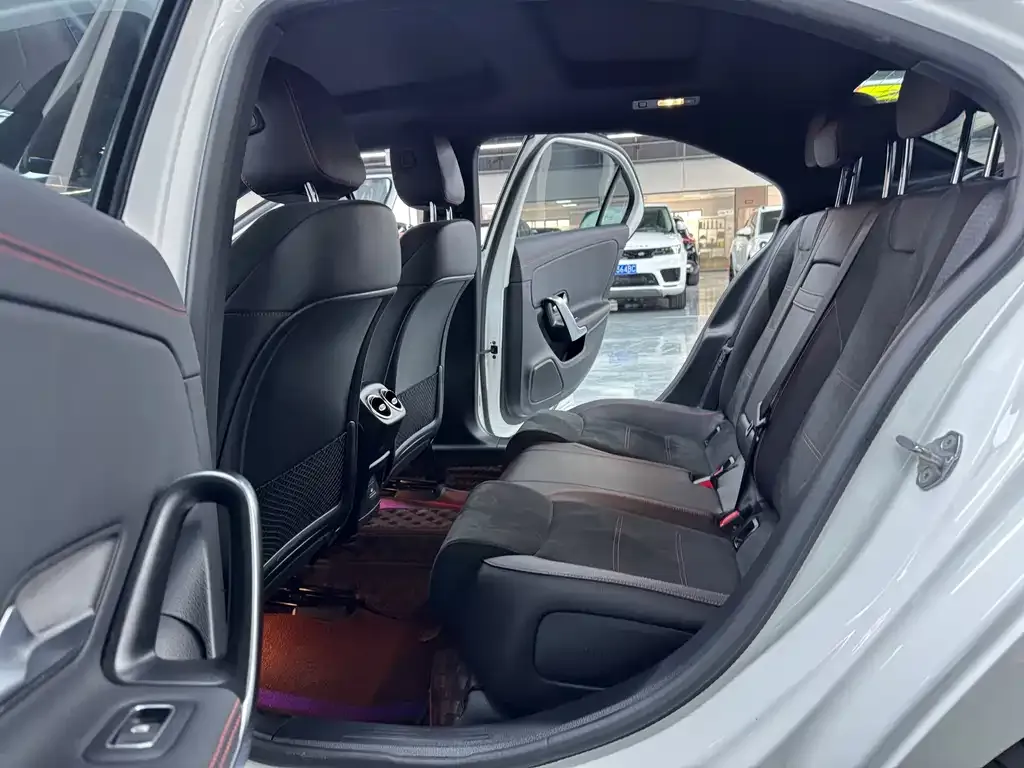 Mercedes-Benz A-Class 2023 из CN, фото 5