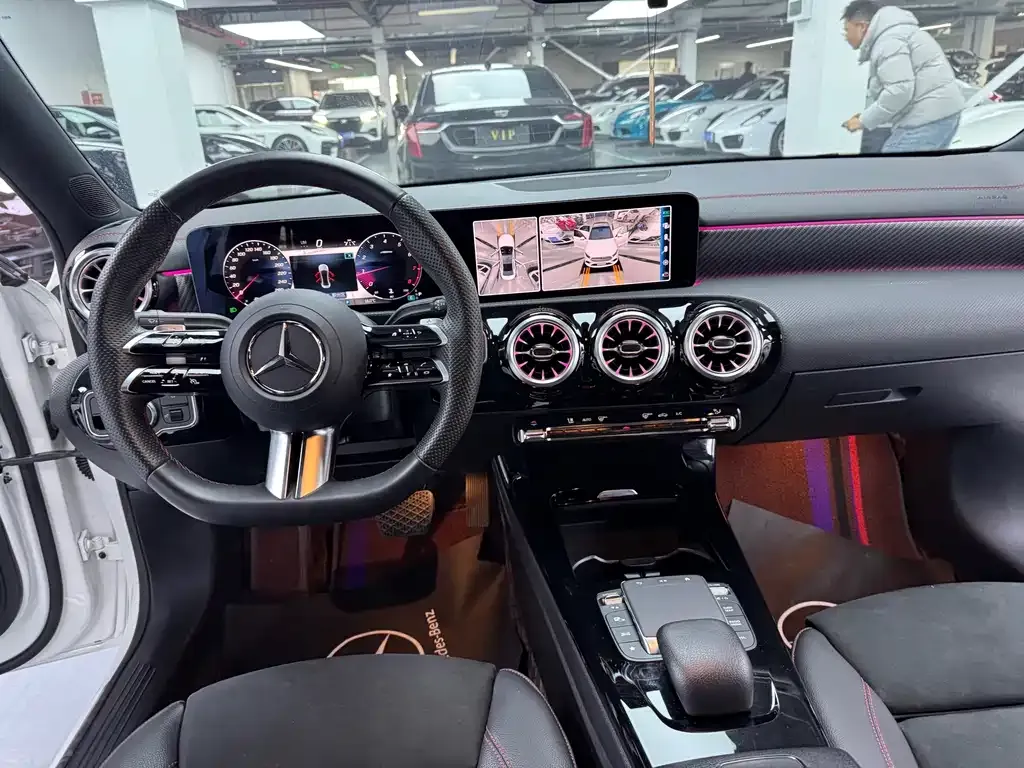 Mercedes-Benz A-Class 2023 из CN, фото 10
