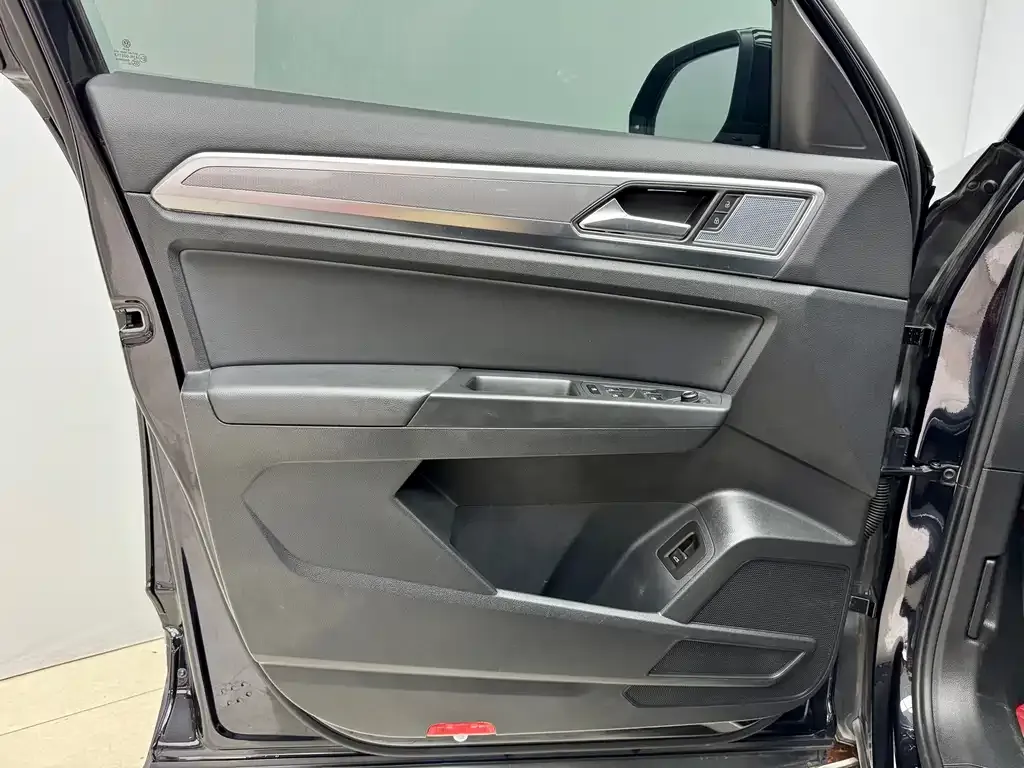 Volkswagen Teramont 2021 из CN, фото 4