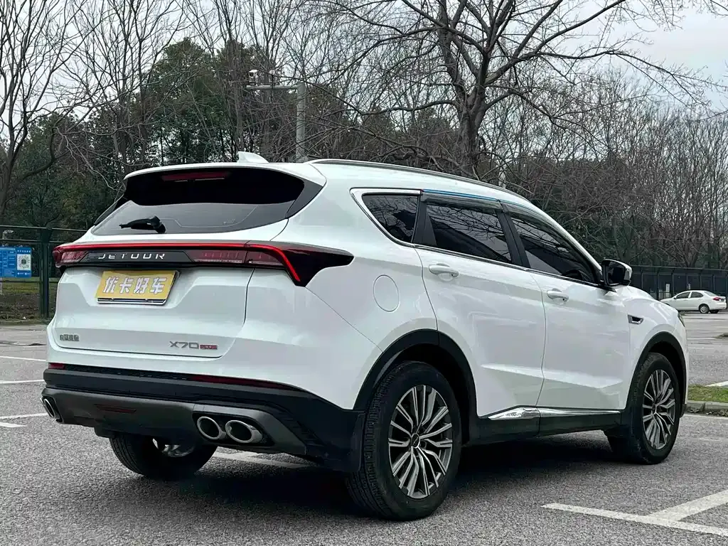 Jetour X70 PLUS — фото 10