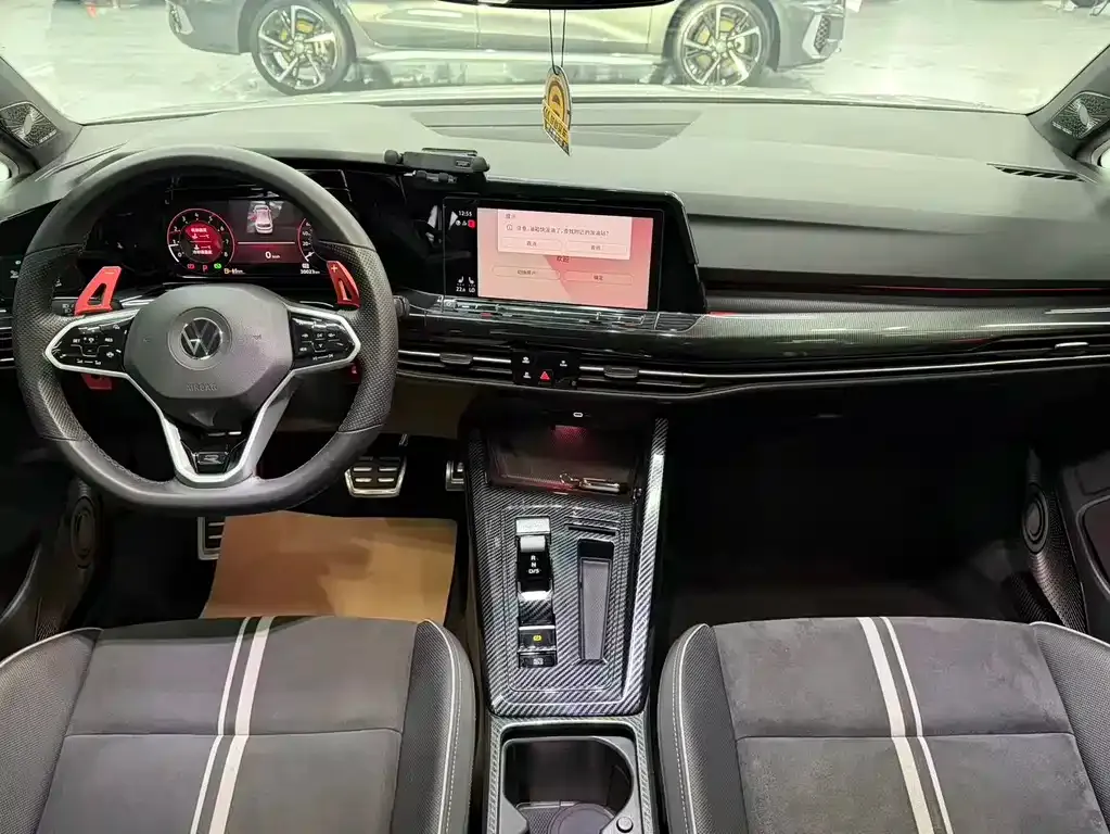 Volkswagen Golf 2022 из CN, фото 8