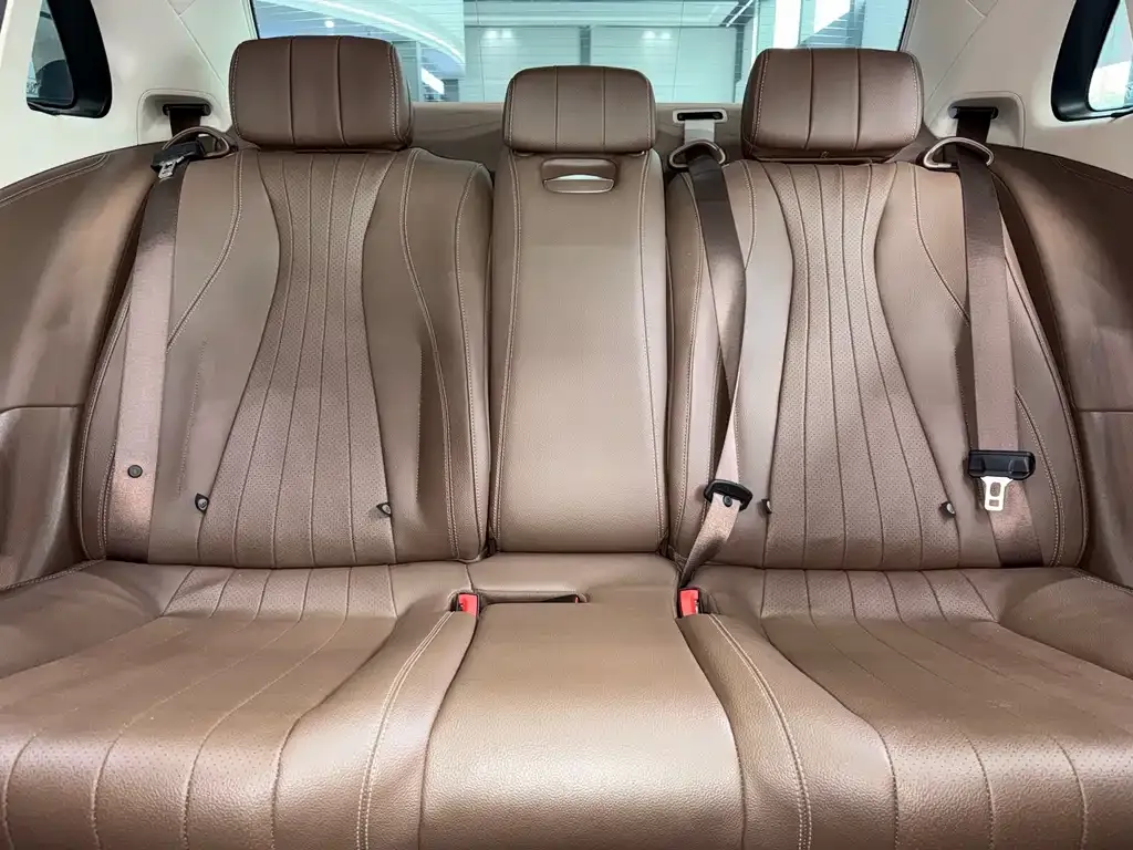 Mercedes-Benz E-Class 2021 из CN, фото 7