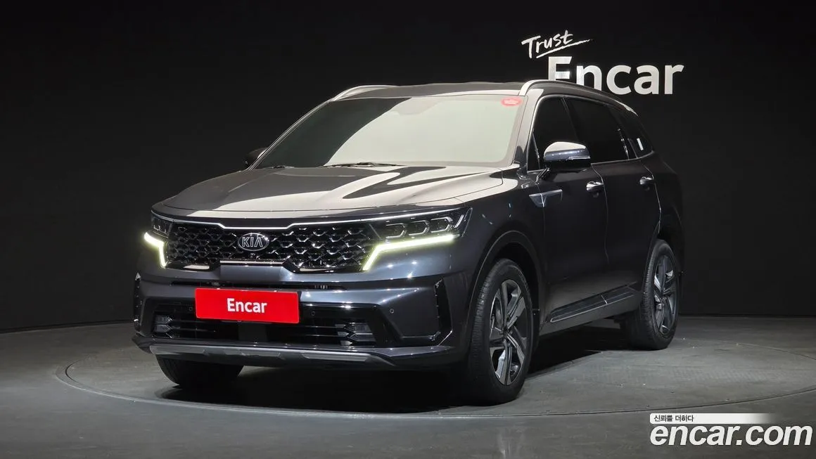 Kia Sorento — фото 1