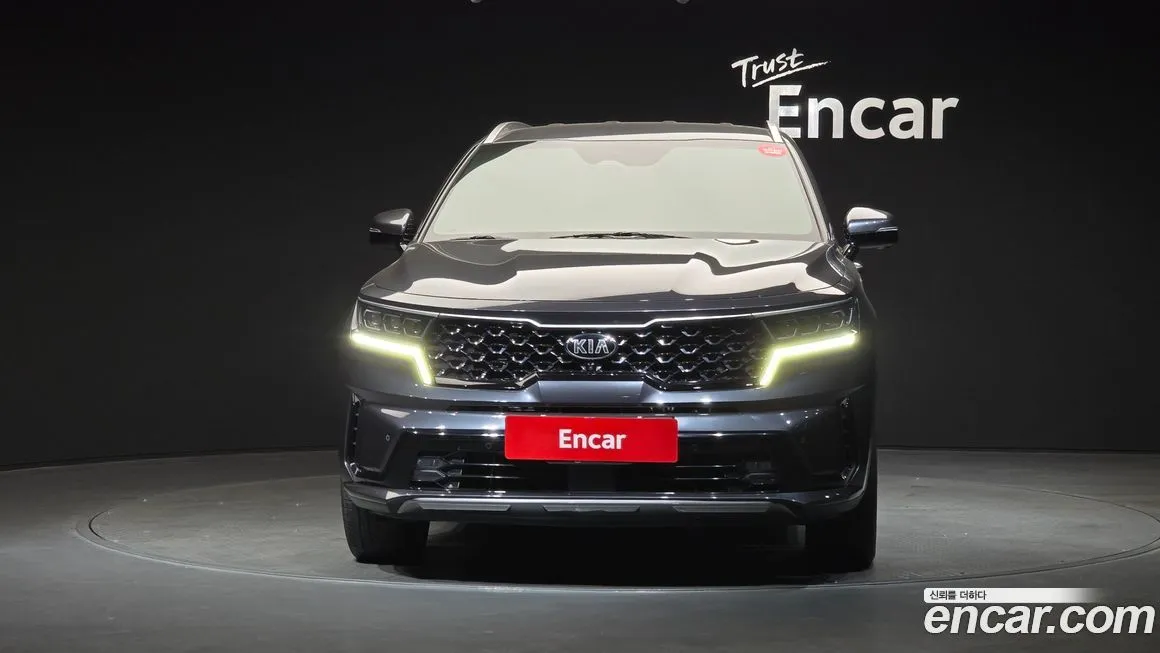 Kia Sorento — фото 10