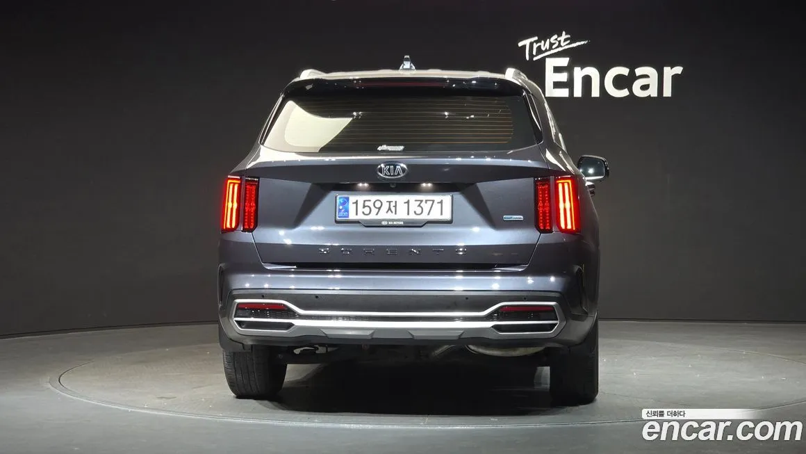 Kia Sorento — фото 4