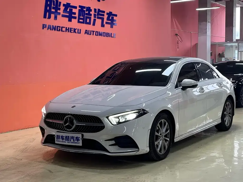 Mercedes-Benz A-Class — фото 1