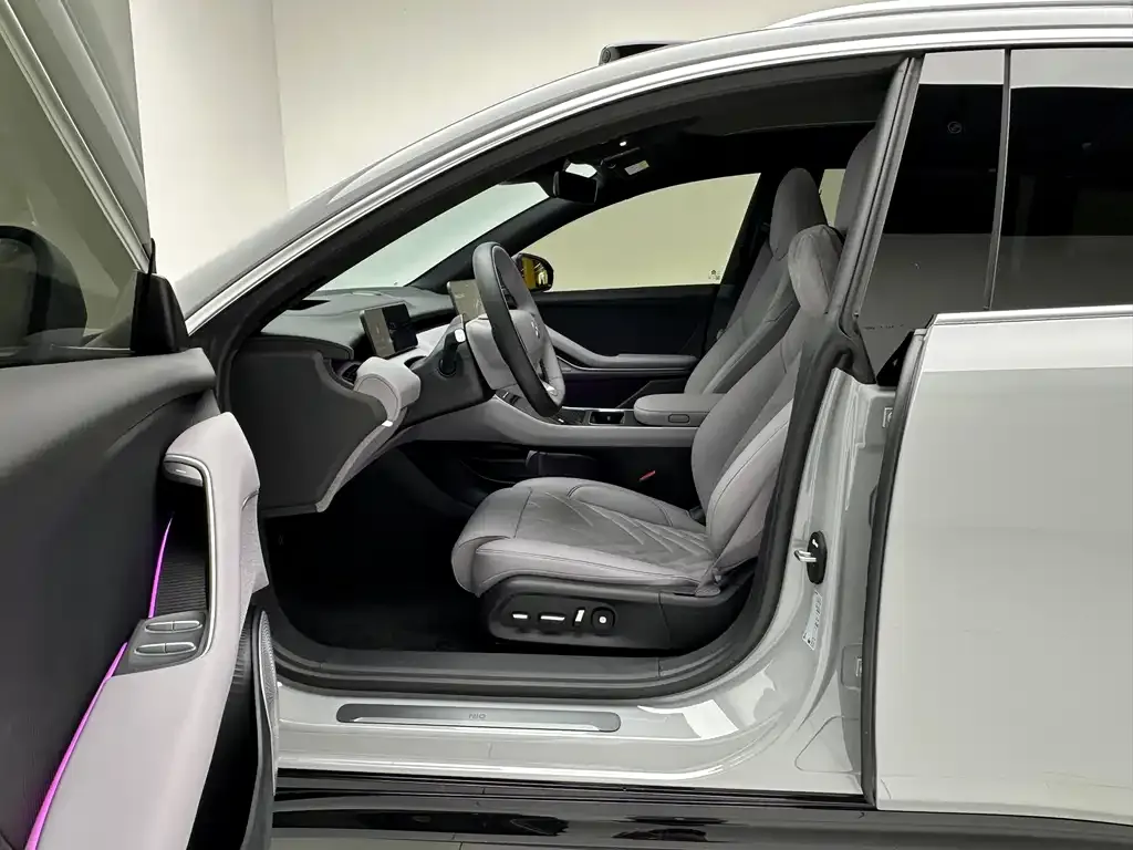 NIO ET5T 2025 из CN, фото 4