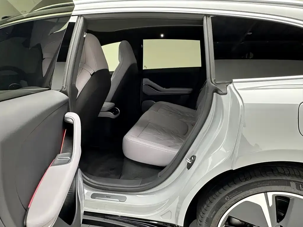 NIO ET5T 2025 из CN, фото 5