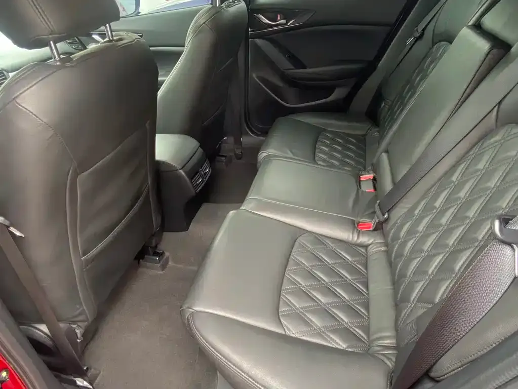Mazda CX-4 2023 из CN, фото 10