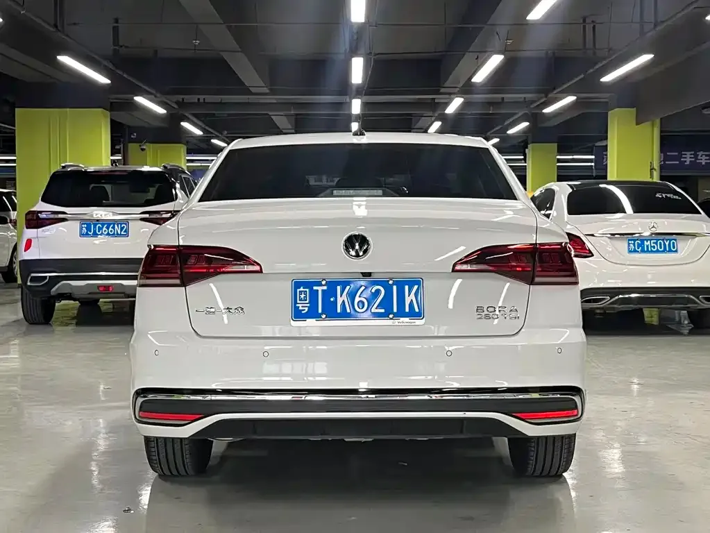 Volkswagen Bora 2022 из CN, фото 2