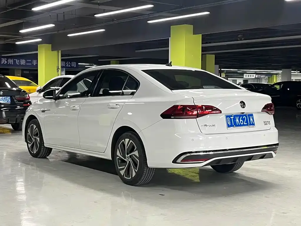 Volkswagen Bora 2022 из CN, фото 8