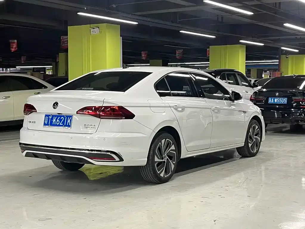 Volkswagen Bora 2022 из CN, фото 10