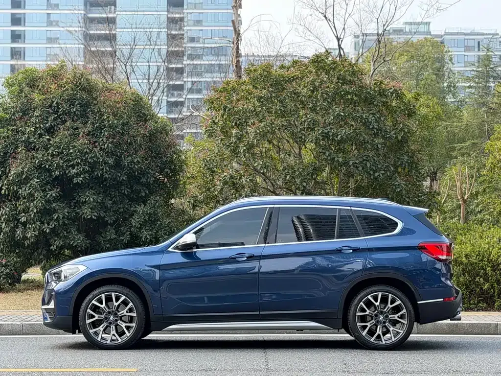BMW X1 2021 из CN, фото 8
