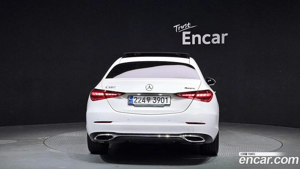 Mercedes-Benz C-Class — фото 10