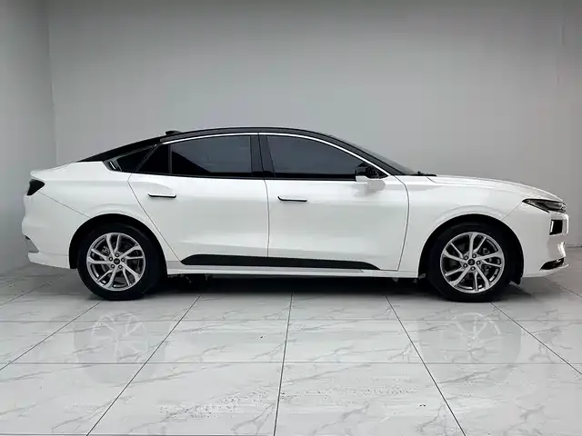 Ford Mondeo 2022 из CN, фото 2