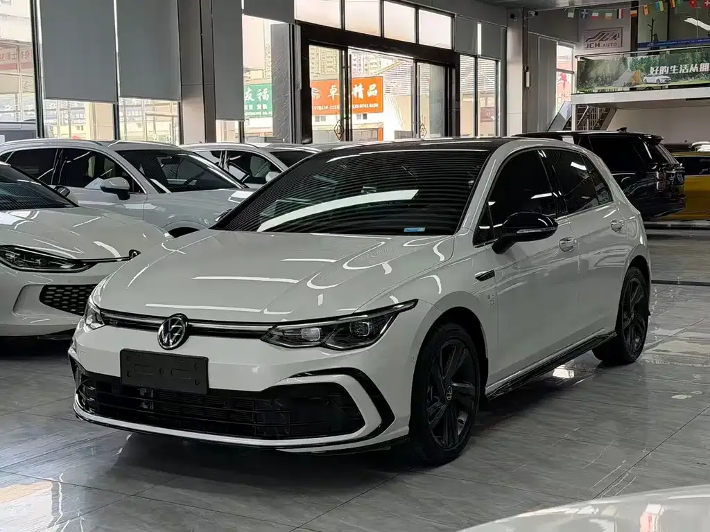 Volkswagen Golf 2022 из CN, фото 1