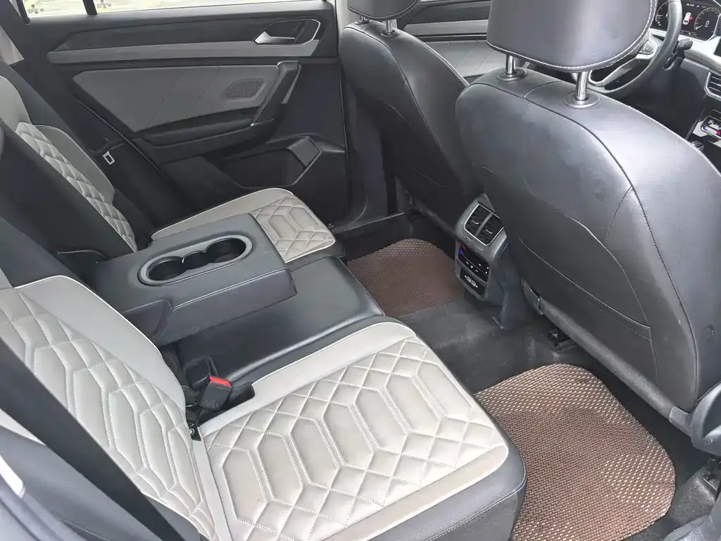 Volkswagen Tayron 2023 из CN, фото 2
