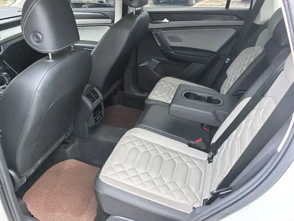 Volkswagen Tayron 2023 из CN, фото 5