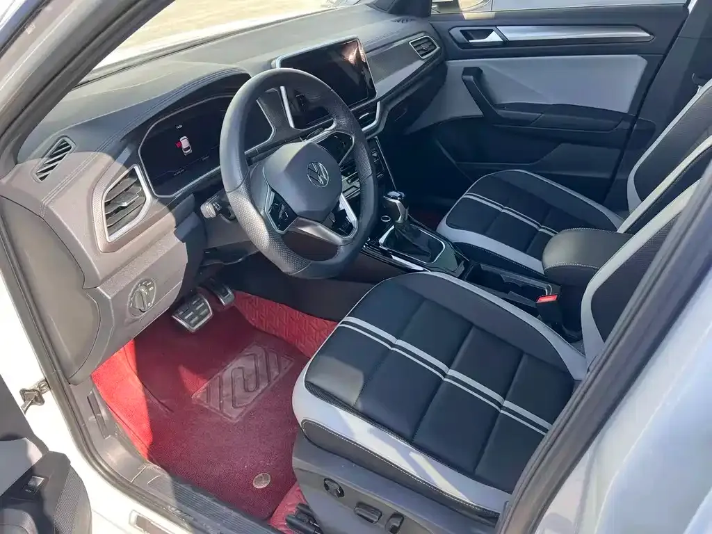 Volkswagen T-Roc 2024 из CN, фото 2