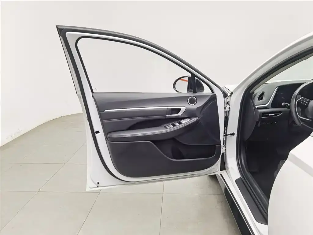 Hyundai Sonata 2021 из CN, фото 2