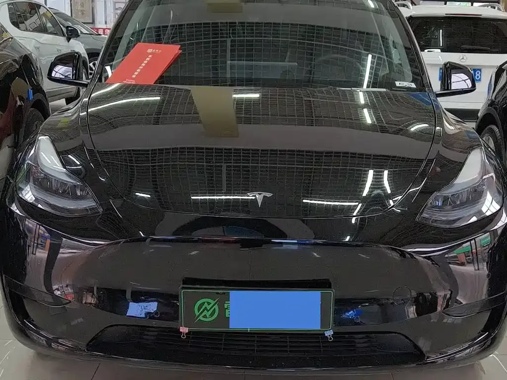 Tesla Model Y — фото 4