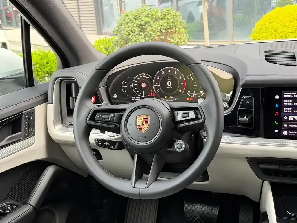 Porsche Cayenne 2026 из CN, фото 2