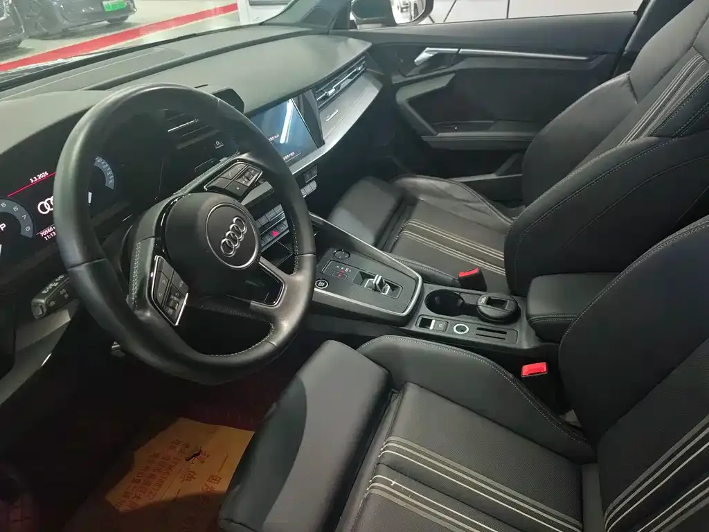 Audi A3 2022 из CN, фото 3