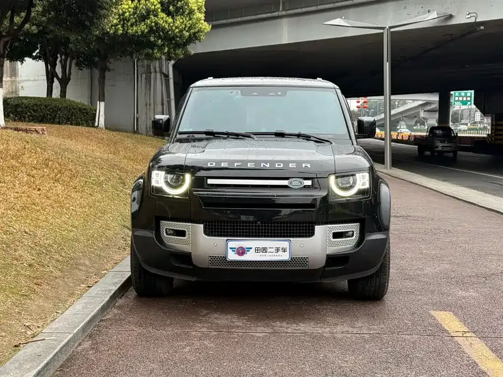 Land Rover Defender — фото 2