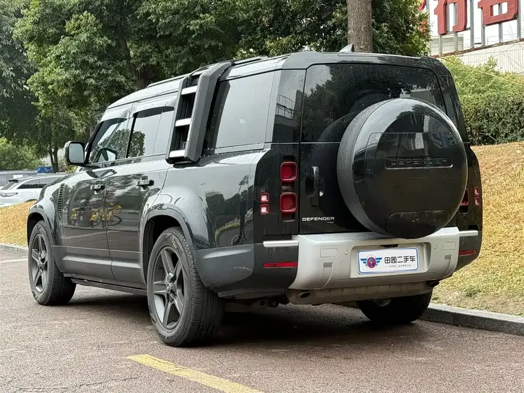 Land Rover Defender — фото 4