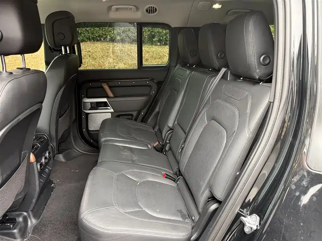 Land Rover Defender — фото 3