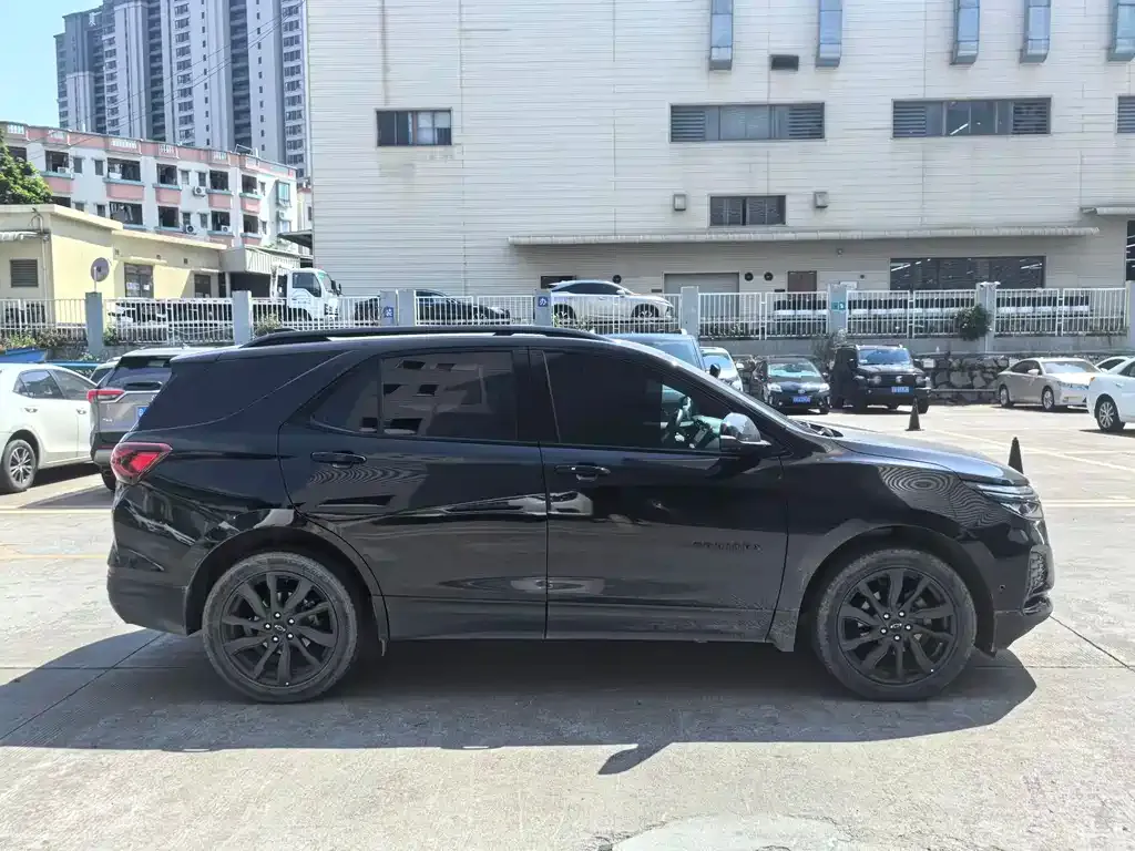 Chevrolet Equinox 2022 из CN, фото 5
