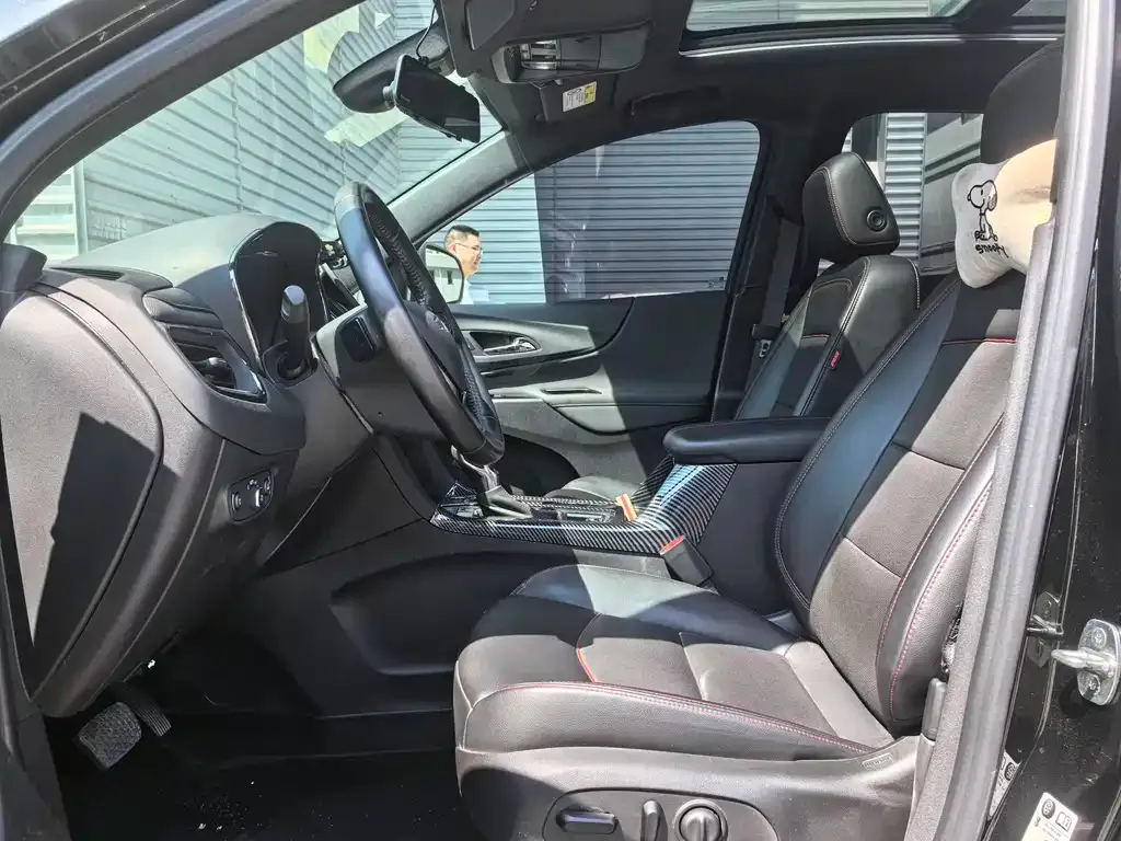 Chevrolet Equinox 2022 из CN, фото 2