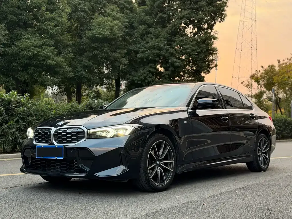 BMW 3 Series — фото 1