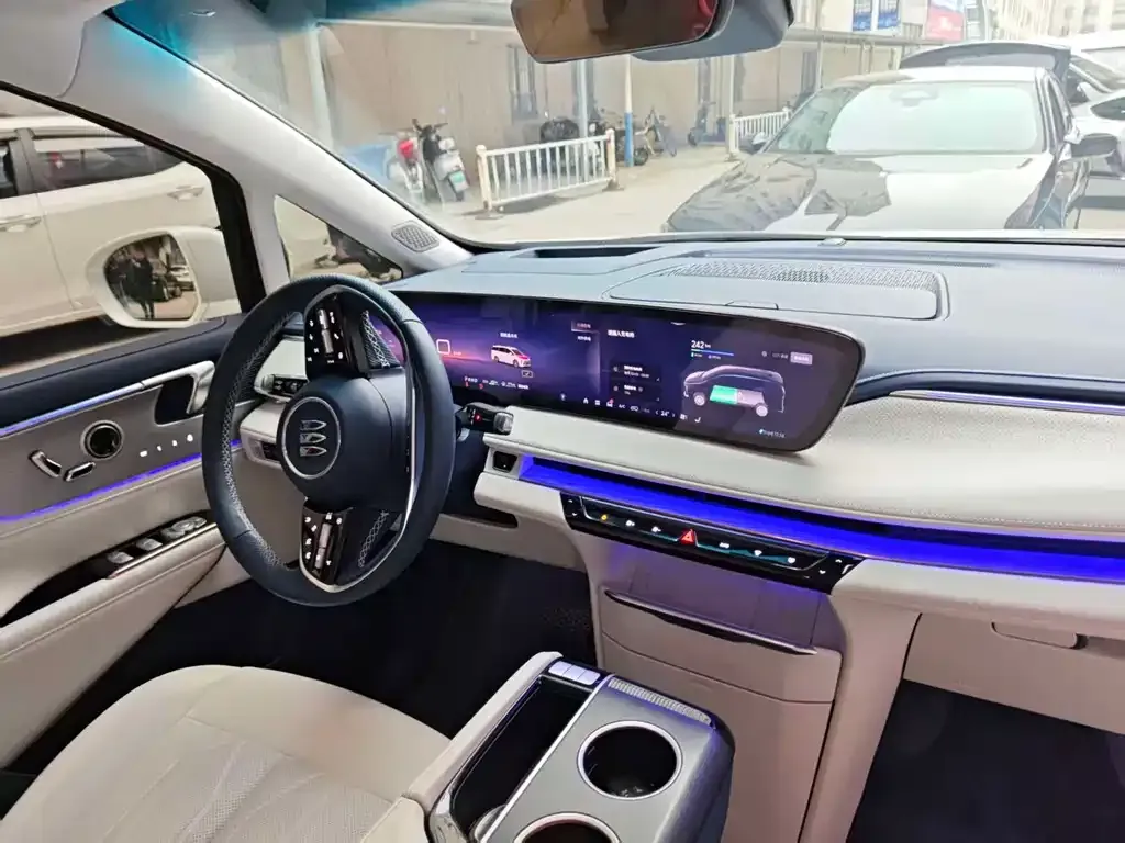 Buick GL8 Hybrid 2024 из CN, фото 3