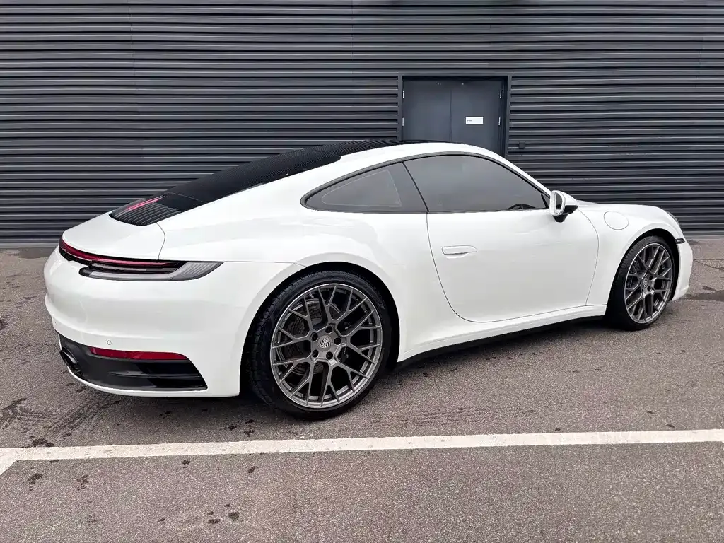 Porsche 911 2025 из CN, фото 8