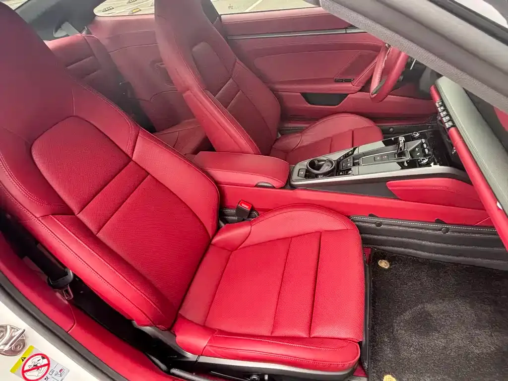 Porsche 911 2025 из CN, фото 2