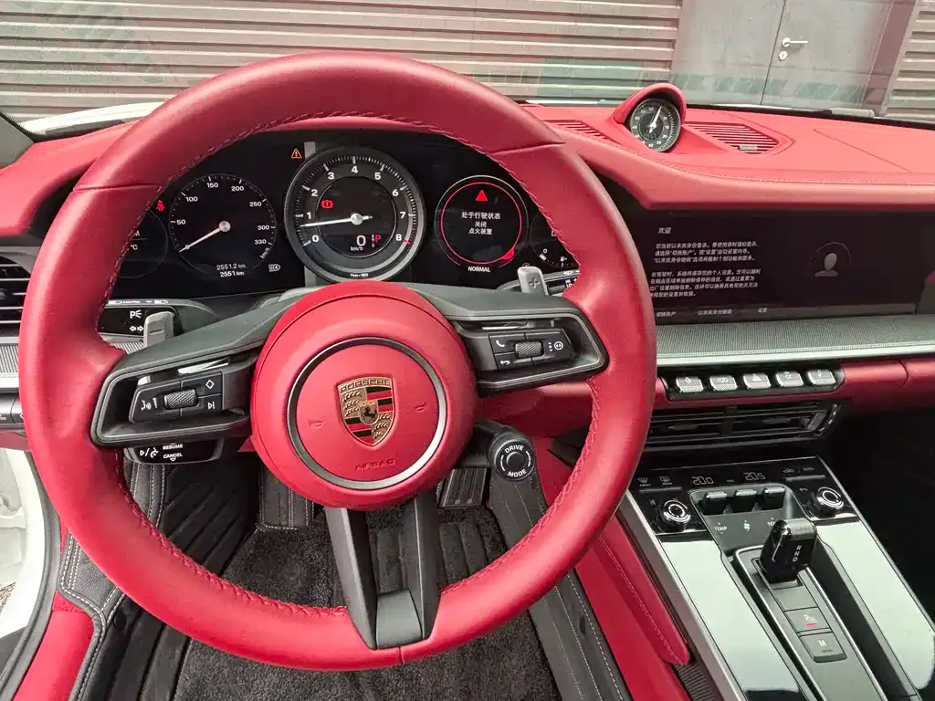 Porsche 911 2025 из CN, фото 9
