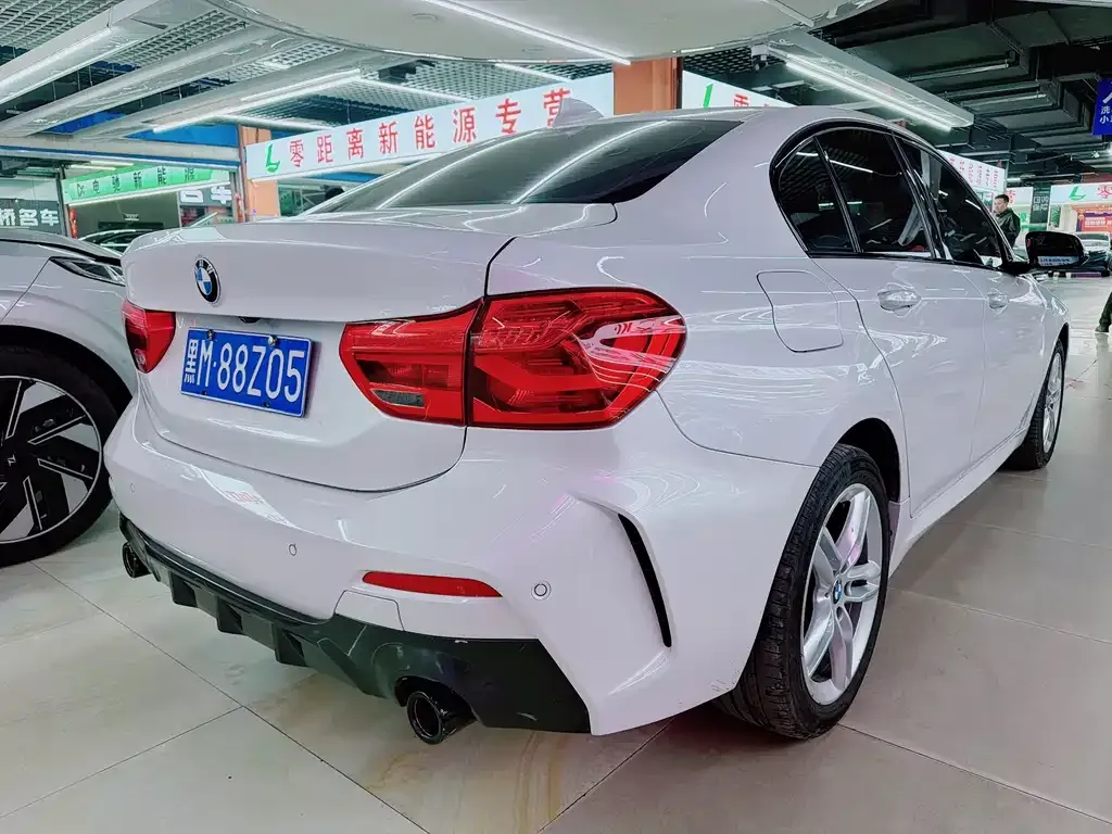 BMW 1 Series 2021 из CN, фото 5