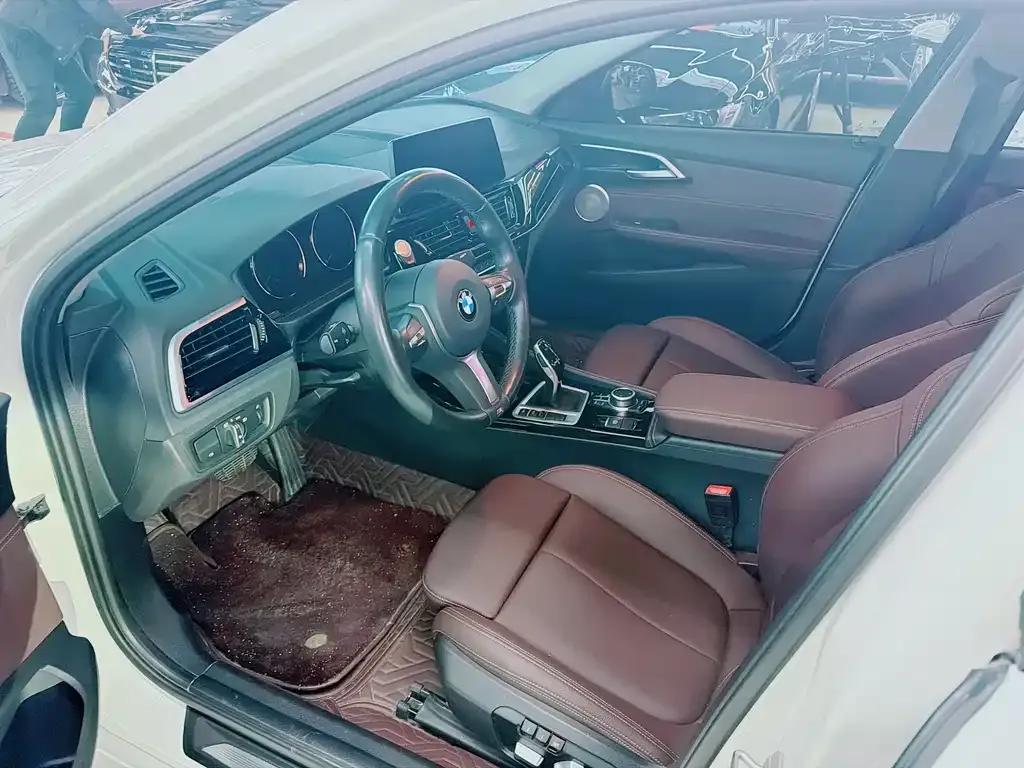 BMW 1 Series 2021 из CN, фото 4