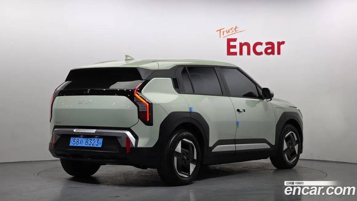 Kia EV3 — фото 9