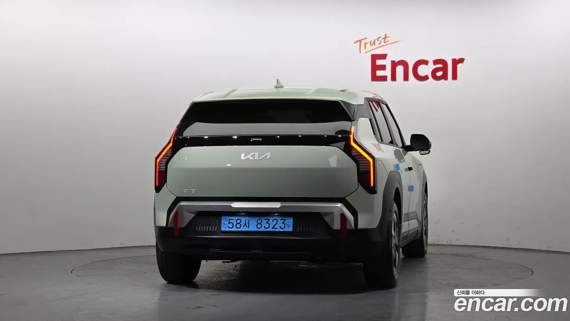 Kia EV3 — фото 4