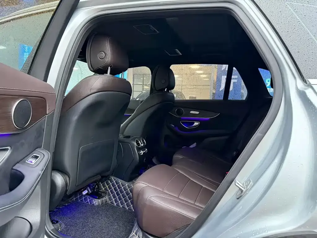 Mercedes-Benz GLC 2023 из CN, фото 3