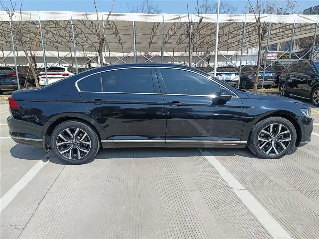 Volkswagen Magotan 2022 из CN, фото 6