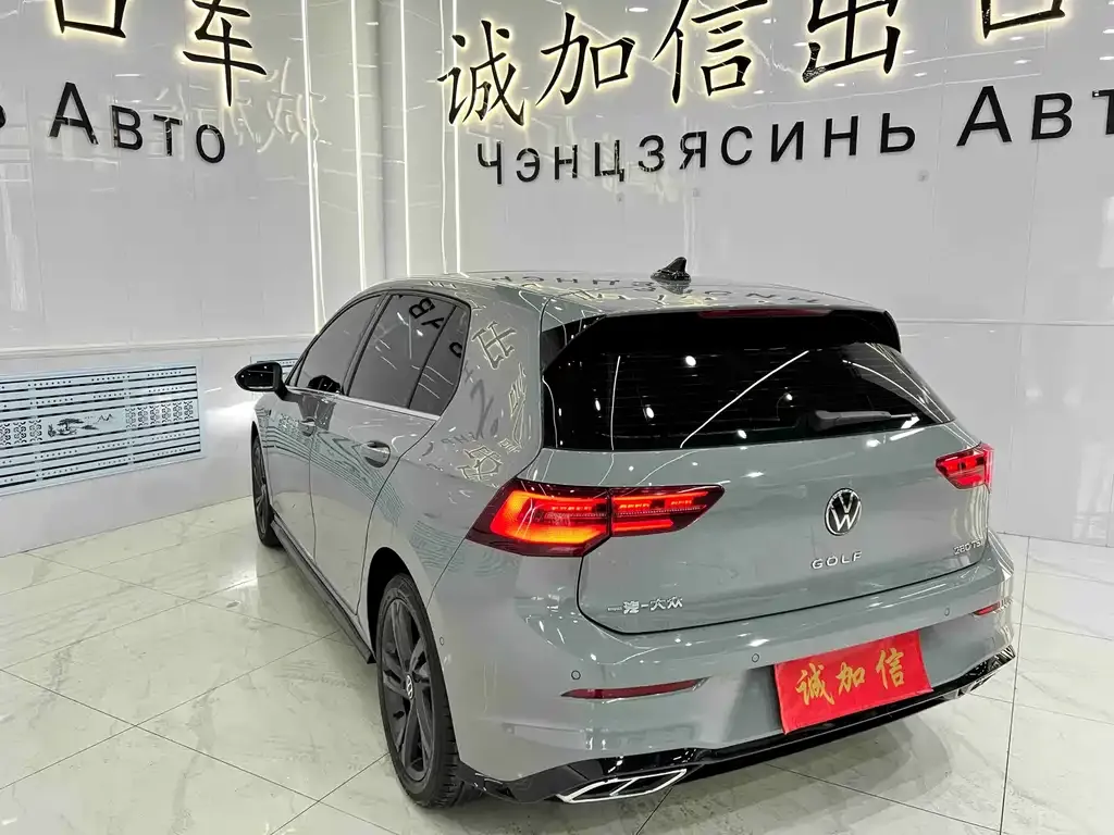 Volkswagen Golf 2023 из CN, фото 6