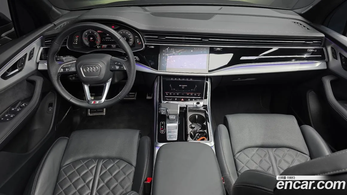 Audi Q7 2025 из KR, фото 6